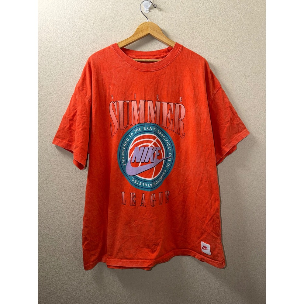 Men's Nike Graphic Tee Size XL